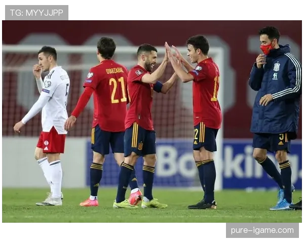 欧洲杯预选赛：主场逆转取胜，球队晋级希望大增引关注