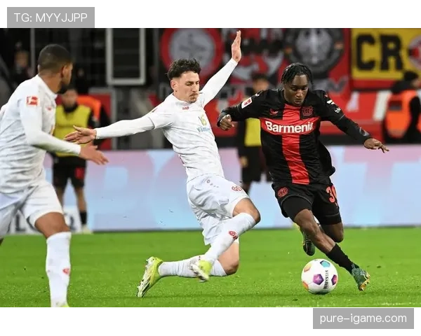 美因茨战术革新显成效，逆转取胜重燃争榜希望