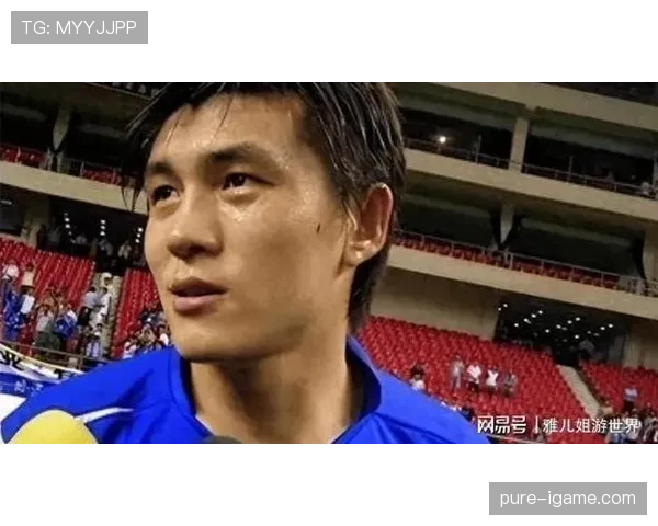 张玉宁平日训练像修行，周末逛街买包买表像明星，看到那对比我懵了